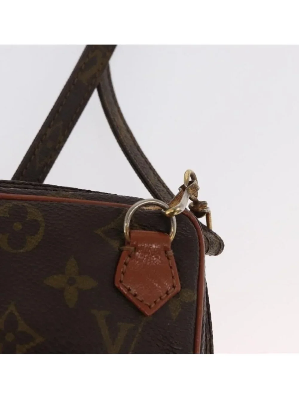 Louis Vuitton pre owned